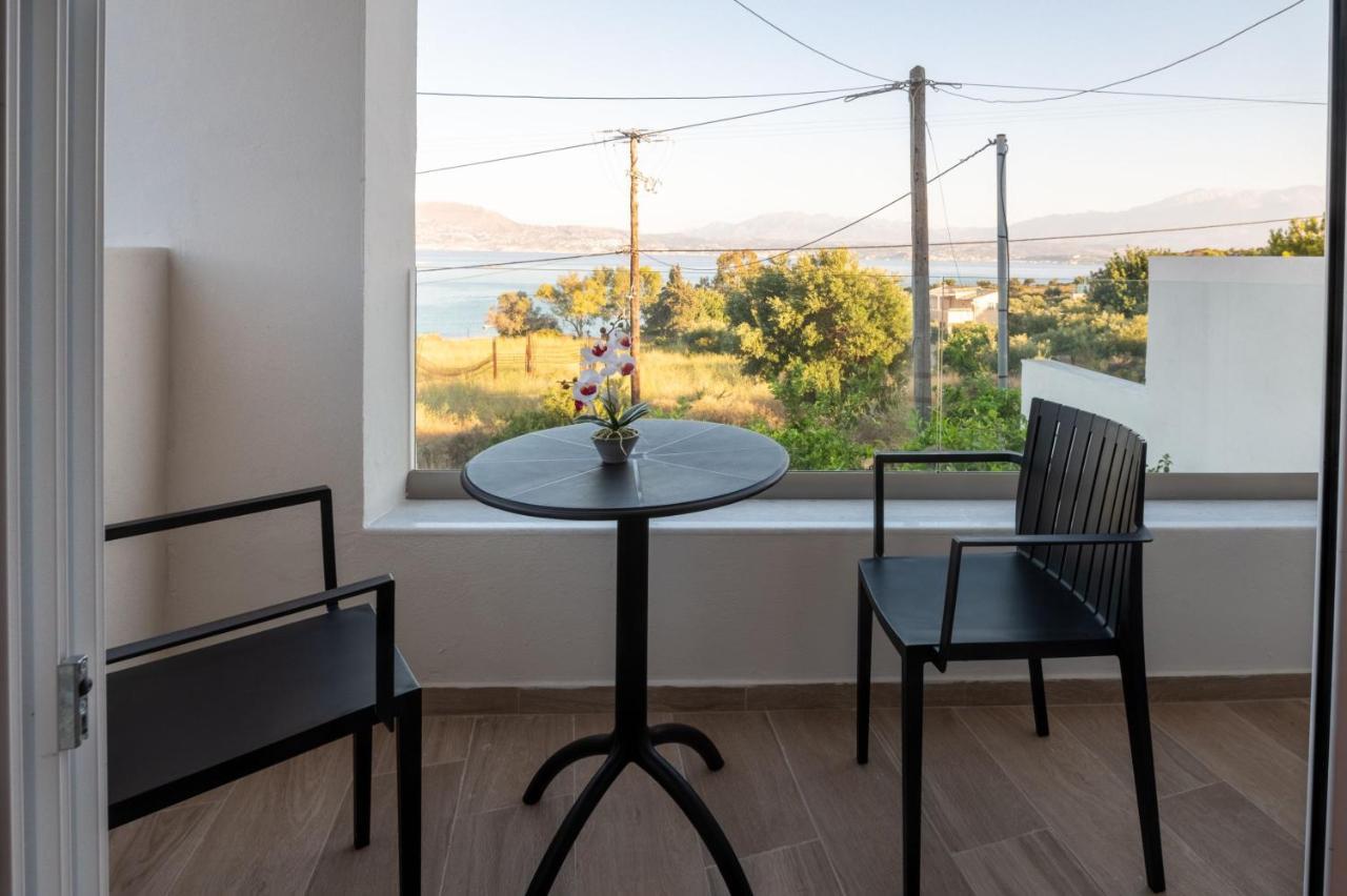 Eleftherias Suites - Near Beach Apartments Marathos Exterior foto