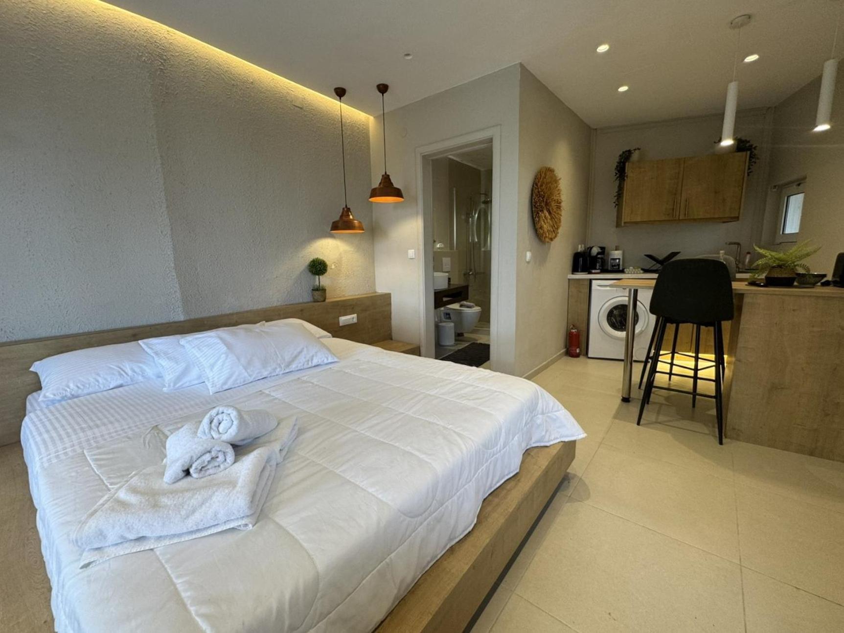 Eleftherias Suites - Near Beach Apartments Marathos Exterior foto